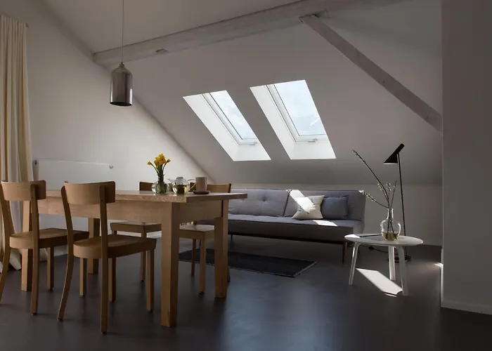 Quartier - Ueber Nacht In Besonderer Architektur 4* جارمش بارتنكيرشن