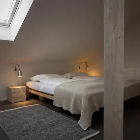 Quartier - Ueber Nacht In Besonderer Architektur ホテル