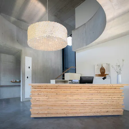 Quartier - Ueber Nacht In Besonderer Architektur 4* 加爾米施-帕滕基興