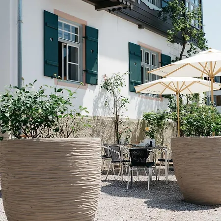 Quartier - Ueber Nacht In Besonderer Architektur Hotell 4*