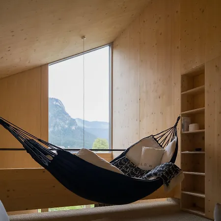 Quartier - Ueber Nacht In Besonderer Architektur 加爾米施-帕滕基興