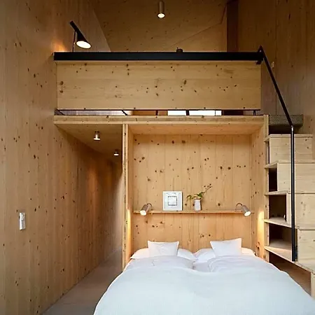 Quartier - Ueber Nacht In Besonderer Architektur ガルミッシュ・パルテンキルヒェン