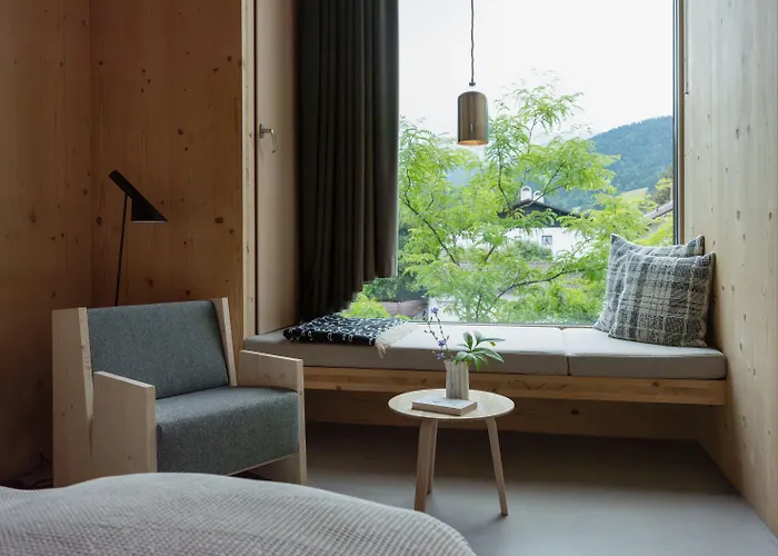 Quartier - Ueber Nacht In Besonderer Architektur Hotel Garmisch-Partenkirchen